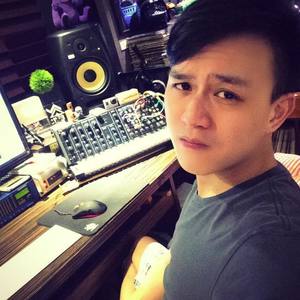 EDS资料,EDS最新歌曲,EDSMV视频,EDS音乐专辑,EDS好听的歌