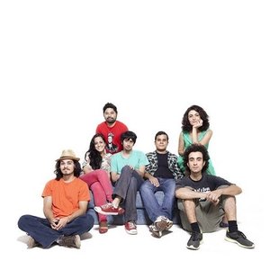 Filarmônica de Pasárgada资料,Filarmônica de Pasárgada最新歌曲,Filarmônica de PasárgadaMV视频,Filarmônica de Pasárgada音乐专辑,Filarmônica de Pasárgada好听的歌