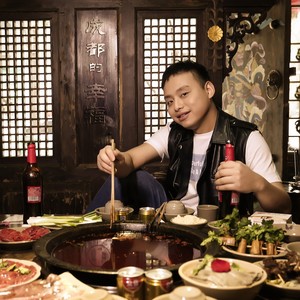 沈居易资料,沈居易最新歌曲,沈居易MV视频,沈居易音乐专辑,沈居易好听的歌