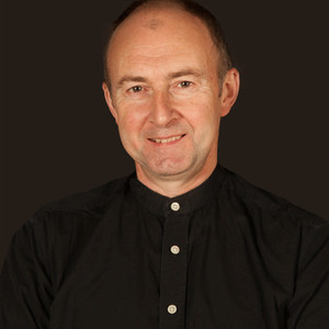 Martin Outram资料,Martin Outram最新歌曲,Martin OutramMV视频,Martin Outram音乐专辑,Martin Outram好听的歌