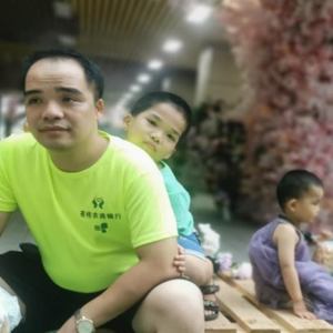 小潘