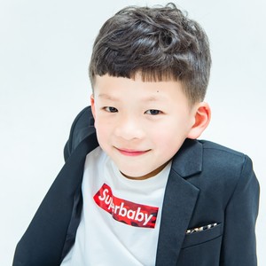 张凯杰资料,张凯杰最新歌曲,张凯杰MV视频,张凯杰音乐专辑,张凯杰好听的歌