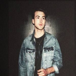 ELI资料,ELI最新歌曲,ELIMV视频,ELI音乐专辑,ELI好听的歌