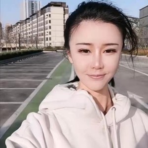 小小冰资料,小小冰最新歌曲,小小冰MV视频,小小冰音乐专辑,小小冰好听的歌