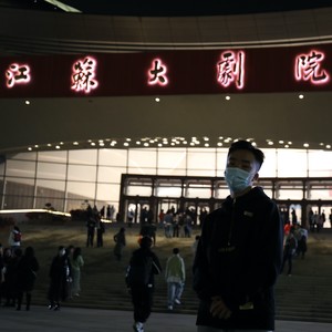 默认