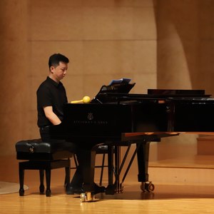 王磊资料,王磊最新歌曲,王磊MV视频,王磊音乐专辑,王磊好听的歌