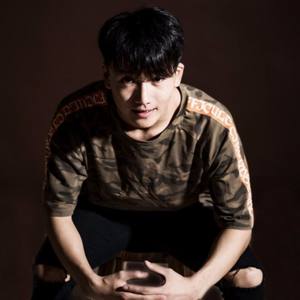 王新硕资料,王新硕最新歌曲,王新硕MV视频,王新硕音乐专辑,王新硕好听的歌