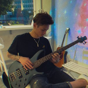 叶裕资料,叶裕最新歌曲,叶裕MV视频,叶裕音乐专辑,叶裕好听的歌