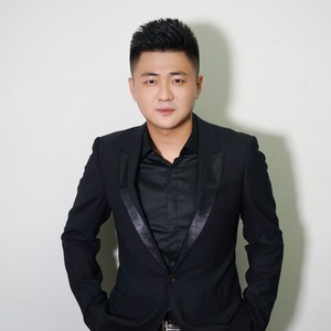 少峰资料,少峰最新歌曲,少峰MV视频,少峰音乐专辑,少峰好听的歌