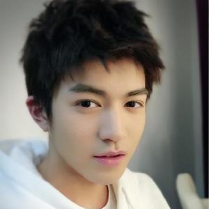 罗一航资料,罗一航最新歌曲,罗一航MV视频,罗一航音乐专辑,罗一航好听的歌