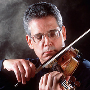 Yuval Yaron资料,Yuval Yaron最新歌曲,Yuval YaronMV视频,Yuval Yaron音乐专辑,Yuval Yaron好听的歌