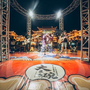 Mr晨资料,Mr晨最新歌曲,Mr晨MV视频,Mr晨音乐专辑,Mr晨好听的歌