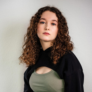 Emmie Lee资料,Emmie Lee最新歌曲,Emmie LeeMV视频,Emmie Lee音乐专辑,Emmie Lee好听的歌