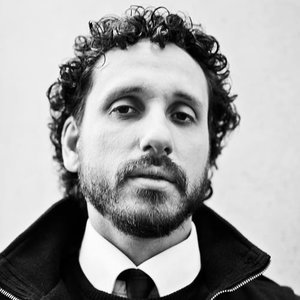 Leonardo Gonçalves资料,Leonardo Gonçalves最新歌曲,Leonardo GonçalvesMV视频,Leonardo Gonçalves音乐专辑,Leonardo Gonçalves好听的歌