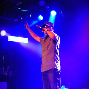 J.WU资料,J.WU最新歌曲,J.WUMV视频,J.WU音乐专辑,J.WU好听的歌