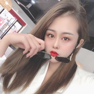 笑笑资料,笑笑最新歌曲,笑笑MV视频,笑笑音乐专辑,笑笑好听的歌