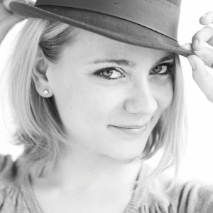 Dénise Beck资料,Dénise Beck最新歌曲,Dénise BeckMV视频,Dénise Beck音乐专辑,Dénise Beck好听的歌