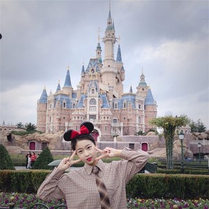 赵岩资料,赵岩最新歌曲,赵岩MV视频,赵岩音乐专辑,赵岩好听的歌