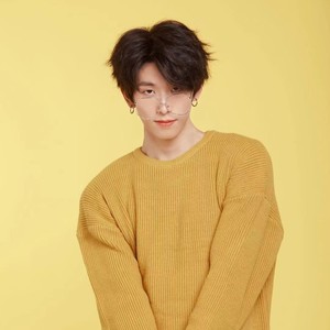 李尖尖资料,李尖尖最新歌曲,李尖尖MV视频,李尖尖音乐专辑,李尖尖好听的歌