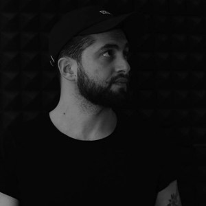 UCHA资料,UCHA最新歌曲,UCHAMV视频,UCHA音乐专辑,UCHA好听的歌