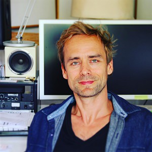 Peter Wallevik资料,Peter Wallevik最新歌曲,Peter WallevikMV视频,Peter Wallevik音乐专辑,Peter Wallevik好听的歌