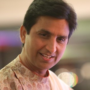 Kumar Vishwas资料,Kumar Vishwas最新歌曲,Kumar VishwasMV视频,Kumar Vishwas音乐专辑,Kumar Vishwas好听的歌