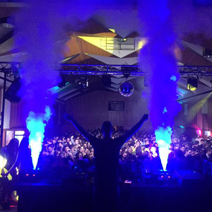 Chris Night资料,Chris Night最新歌曲,Chris NightMV视频,Chris Night音乐专辑,Chris Night好听的歌