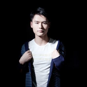 沈飞资料,沈飞最新歌曲,沈飞MV视频,沈飞音乐专辑,沈飞好听的歌