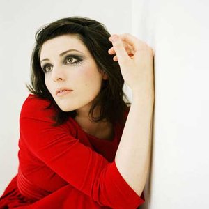 Carina Round资料,Carina Round最新歌曲,Carina RoundMV视频,Carina Round音乐专辑,Carina Round好听的歌