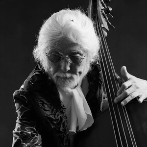 鈴木勲 (Isao Suzuki)资料,鈴木勲 (Isao Suzuki)最新歌曲,鈴木勲 (Isao Suzuki)MV视频,鈴木勲 (Isao Suzuki)音乐专辑,鈴木勲 (Isao Suzuki)好听的歌