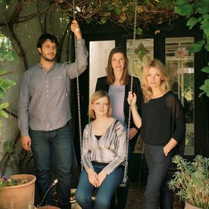 Chiaroscuro Quartet资料,Chiaroscuro Quartet最新歌曲,Chiaroscuro QuartetMV视频,Chiaroscuro Quartet音乐专辑,Chiaroscuro Quartet好听的歌