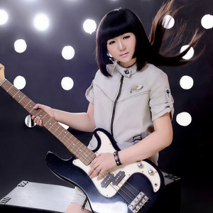 秋落红楼 (伴奏)