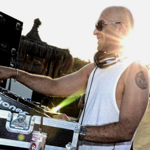 DJ Umbi资料,DJ Umbi最新歌曲,DJ UmbiMV视频,DJ Umbi音乐专辑,DJ Umbi好听的歌