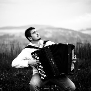 Bartosz Glowacki资料,Bartosz Glowacki最新歌曲,Bartosz GlowackiMV视频,Bartosz Glowacki音乐专辑,Bartosz Glowacki好听的歌