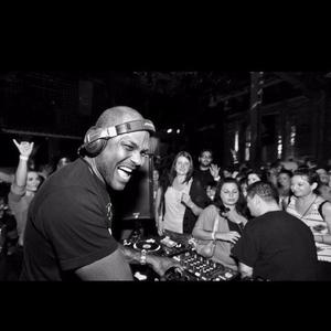 Charles Feelgood资料,Charles Feelgood最新歌曲,Charles FeelgoodMV视频,Charles Feelgood音乐专辑,Charles Feelgood好听的歌