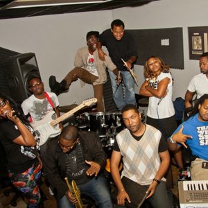 Fuzz资料,Fuzz最新歌曲,FuzzMV视频,Fuzz音乐专辑,Fuzz好听的歌