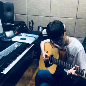 长颈鹿资料,长颈鹿最新歌曲,长颈鹿MV视频,长颈鹿音乐专辑,长颈鹿好听的歌