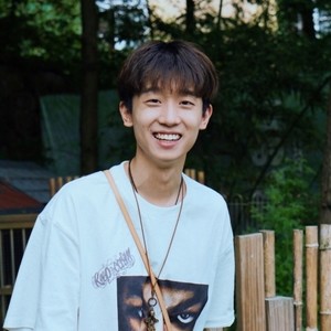 王不染资料,王不染最新歌曲,王不染MV视频,王不染音乐专辑,王不染好听的歌