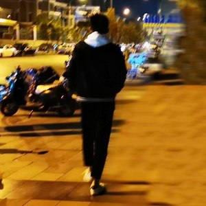 艺龍资料,艺龍最新歌曲,艺龍MV视频,艺龍音乐专辑,艺龍好听的歌