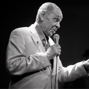 Ernie Andrews资料,Ernie Andrews最新歌曲,Ernie AndrewsMV视频,Ernie Andrews音乐专辑,Ernie Andrews好听的歌