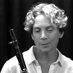 Laura DeLuca资料,Laura DeLuca最新歌曲,Laura DeLucaMV视频,Laura DeLuca音乐专辑,Laura DeLuca好听的歌