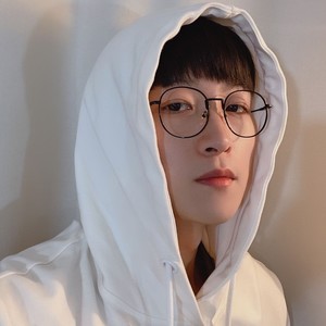 容哈哈资料,容哈哈最新歌曲,容哈哈MV视频,容哈哈音乐专辑,容哈哈好听的歌