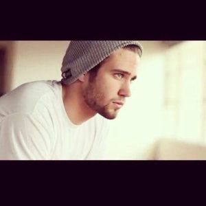 Trevor Holmes资料,Trevor Holmes最新歌曲,Trevor HolmesMV视频,Trevor Holmes音乐专辑,Trevor Holmes好听的歌