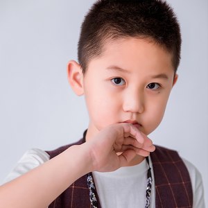 刘熙卓资料,刘熙卓最新歌曲,刘熙卓MV视频,刘熙卓音乐专辑,刘熙卓好听的歌