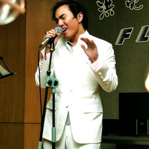 洪亮资料,洪亮最新歌曲,洪亮MV视频,洪亮音乐专辑,洪亮好听的歌