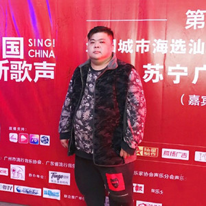 王国纬资料,王国纬最新歌曲,王国纬MV视频,王国纬音乐专辑,王国纬好听的歌