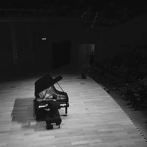 贾棱THAN资料,贾棱THAN最新歌曲,贾棱THANMV视频,贾棱THAN音乐专辑,贾棱THAN好听的歌