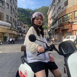 三珊资料,三珊最新歌曲,三珊MV视频,三珊音乐专辑,三珊好听的歌