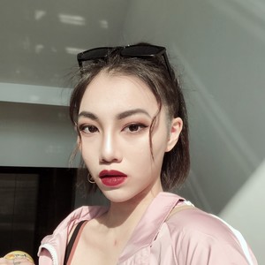 凌瑶瑶资料,凌瑶瑶最新歌曲,凌瑶瑶MV视频,凌瑶瑶音乐专辑,凌瑶瑶好听的歌