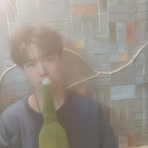 卢泽一资料,卢泽一最新歌曲,卢泽一MV视频,卢泽一音乐专辑,卢泽一好听的歌